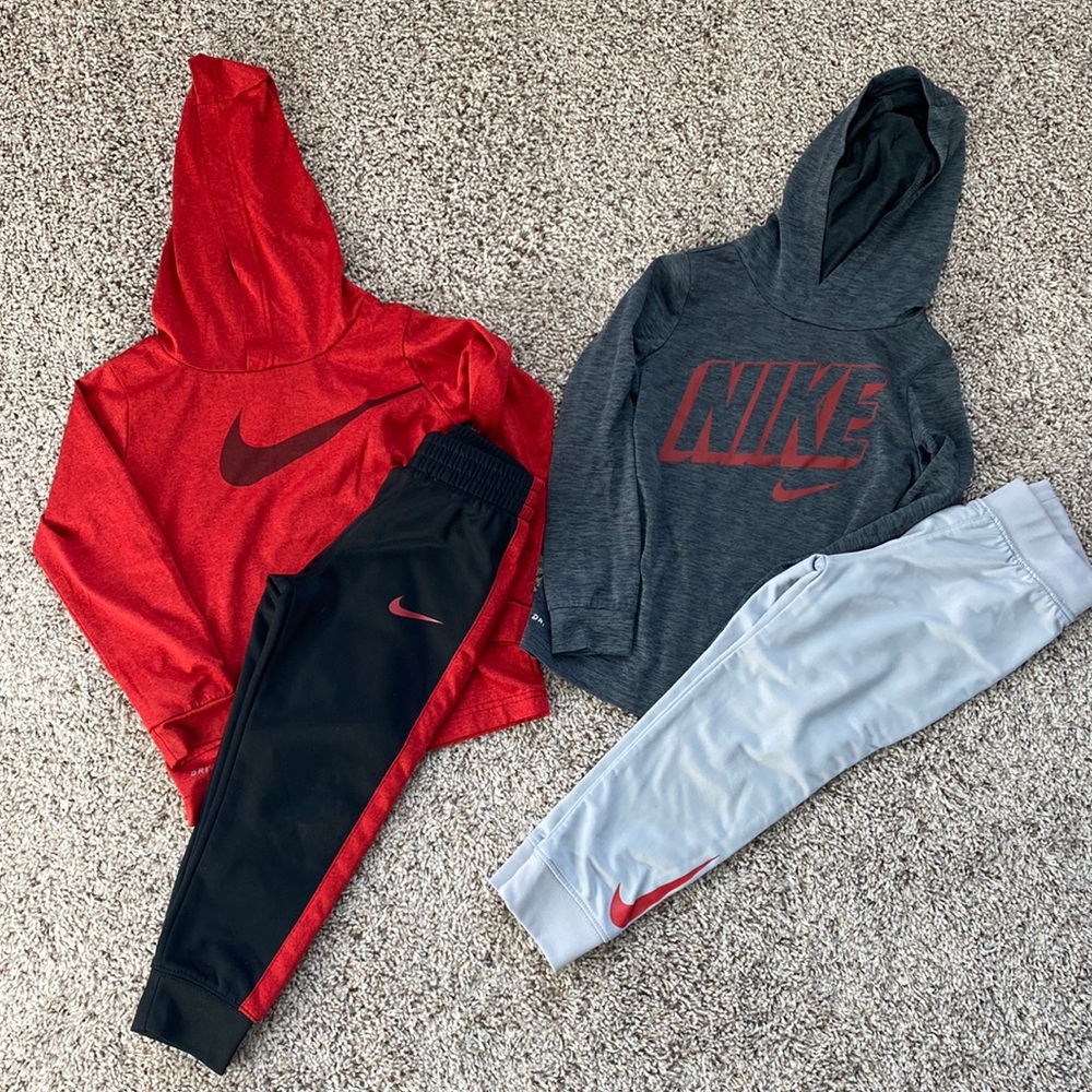 2 Nike Jogger outfits